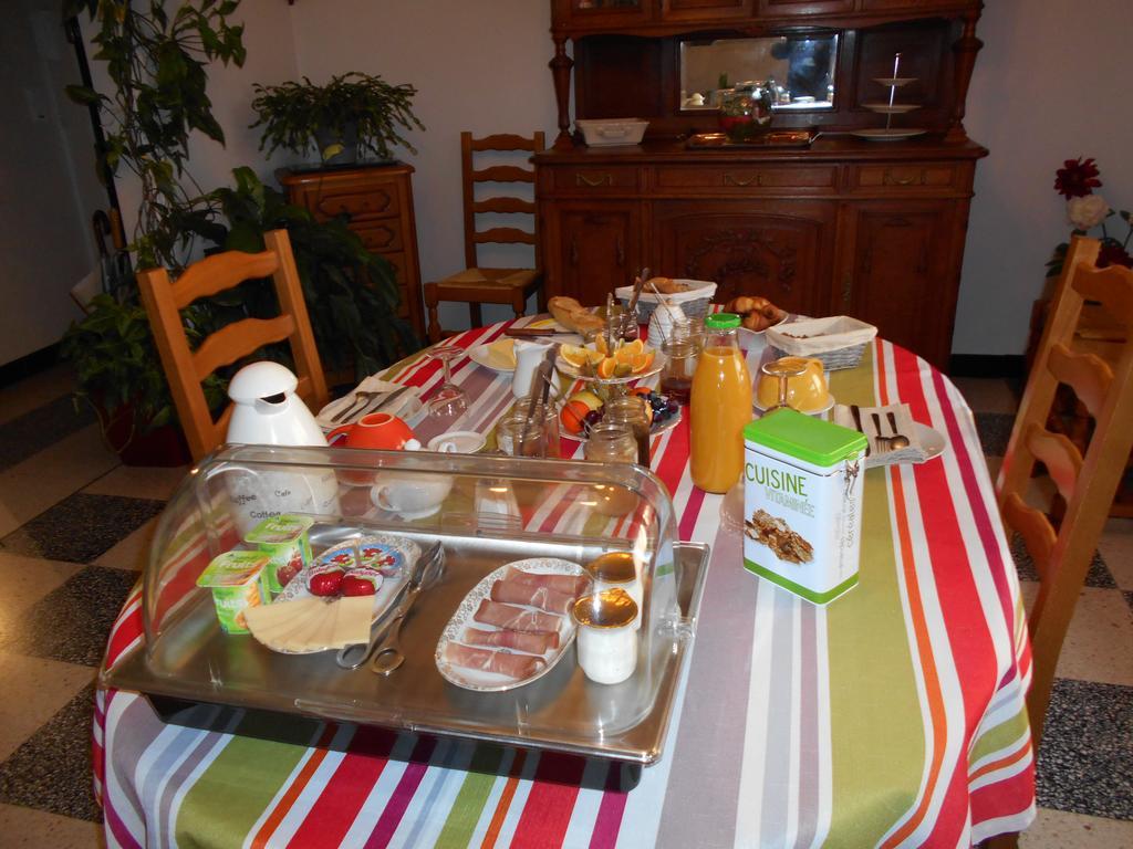 Les Tilleuls B&B オランジュ エクステリア 写真